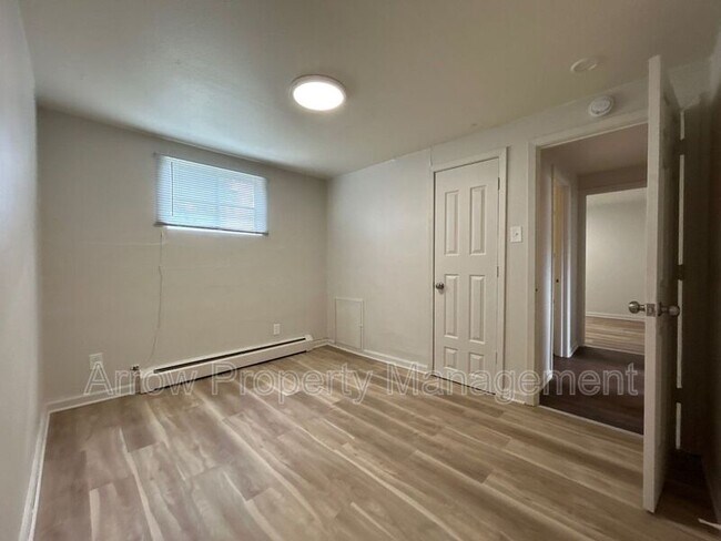 Foto del edificio - 609 W 14th St