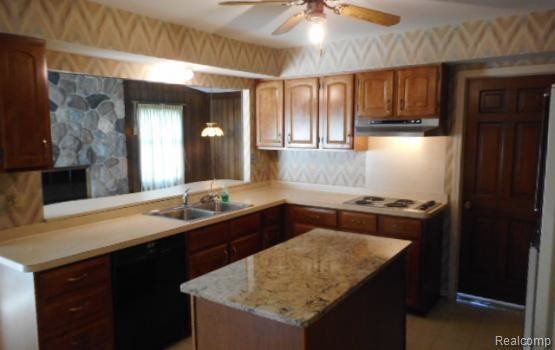 Foto del edificio - 22570 Thorncliffe St