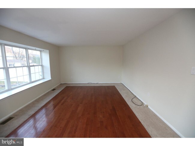 Foto del edificio - 52 Fox Hollow Ln
