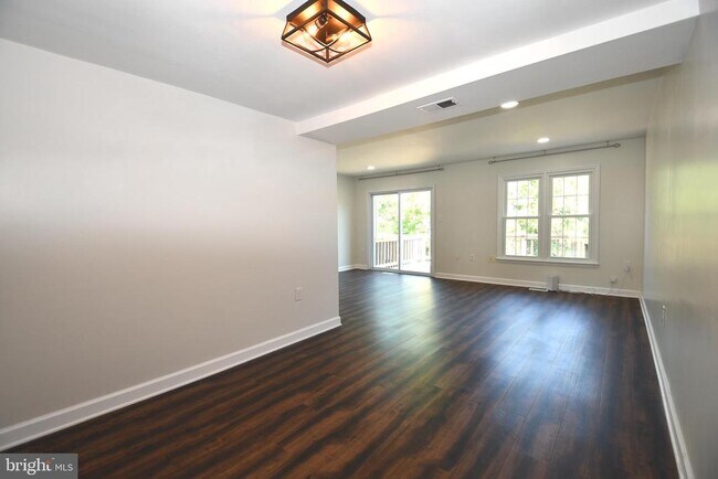 Building Photo - 5714 Lofthill Ct