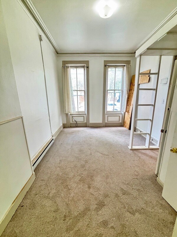 Foto del edificio - 156 E Walnut St