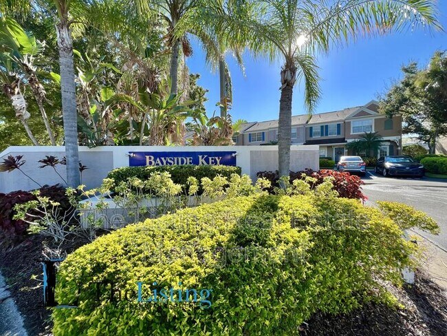 Building Photo - 5936 Bayside Key Dr