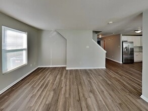 Building Photo - 955 Littleton Dr