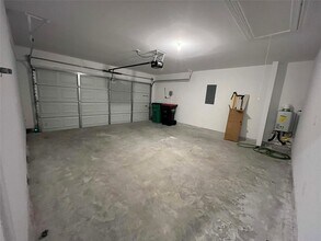 Building Photo - 5446 Wyndham Rdg Ln