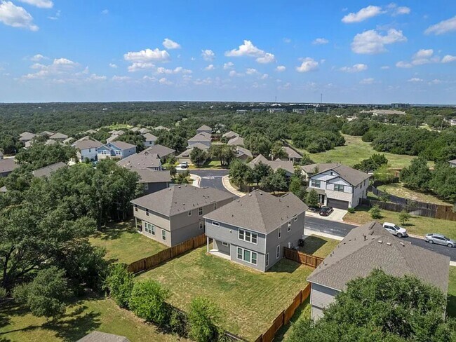 Building Photo - Spacious 4BR House in Georgetown