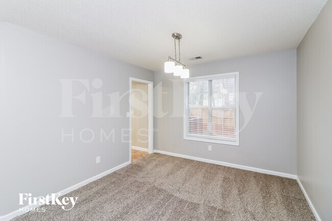 Foto del edificio - 4912 Baker Ridge Pl