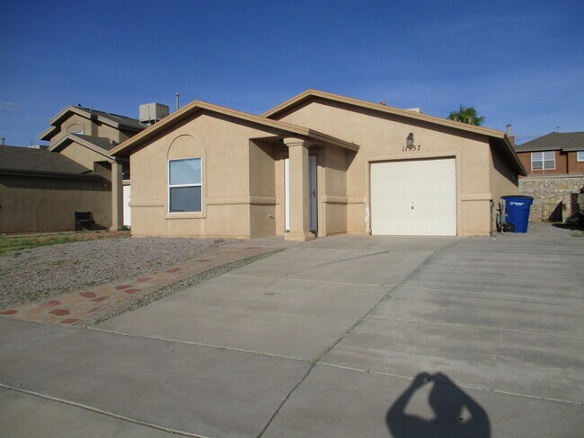 Building Photo - 11957 Mesquite Rock Dr