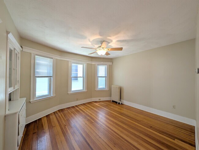 Foto del edificio - 79 Conwell Ave