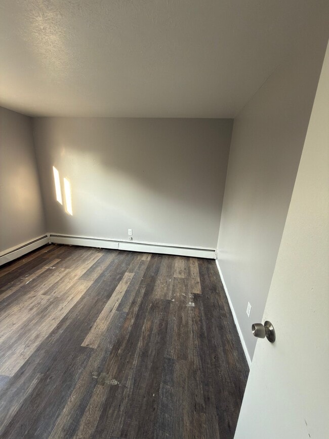 Photo - 14835 Euclid Ave Apartment