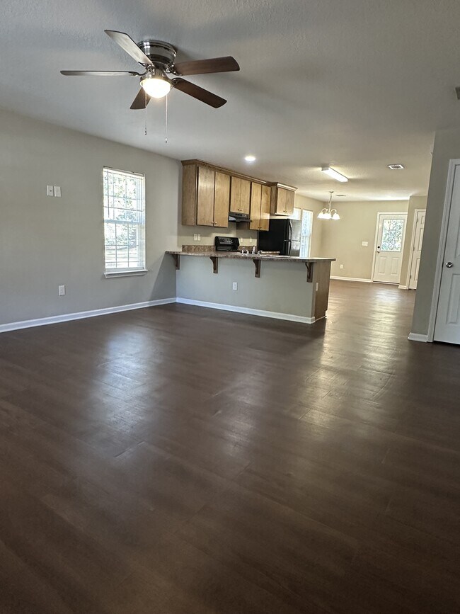 Foto del edificio - 128 Branch St