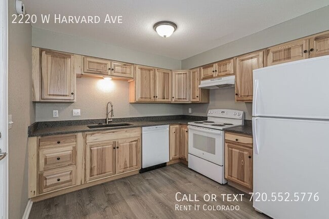 Building Photo - 2220 W Harvard Ave