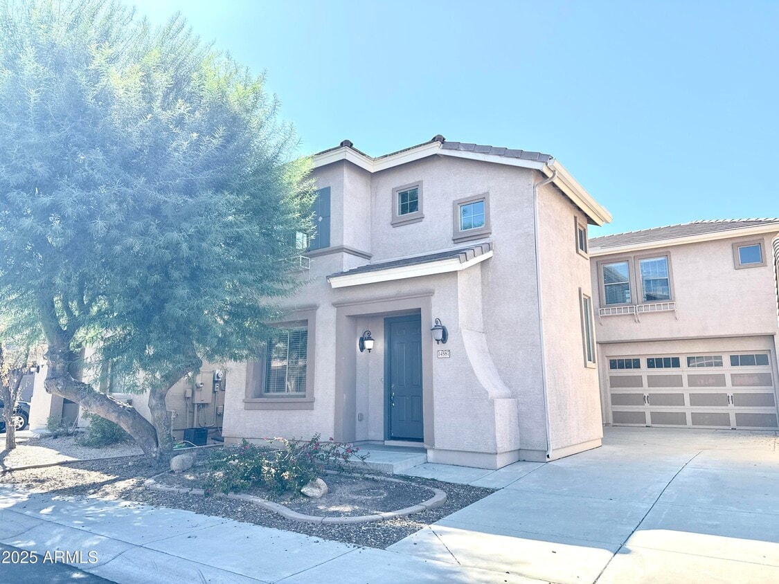 Primary Photo - 14587 W Acapulco Ln