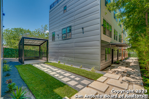 Foto del edificio - 222 S Olive St