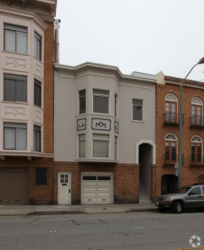 Primary Photo - 2932-2934 Franklin St