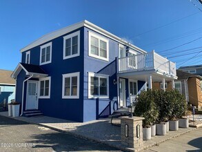 Building Photo - 122 Ocean Ave