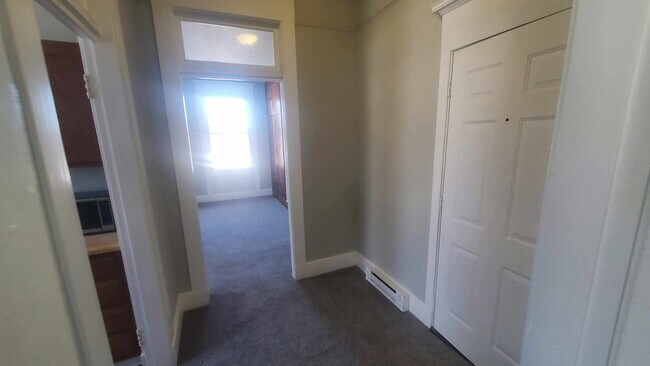 Foto del edificio - 489 E Harrison St