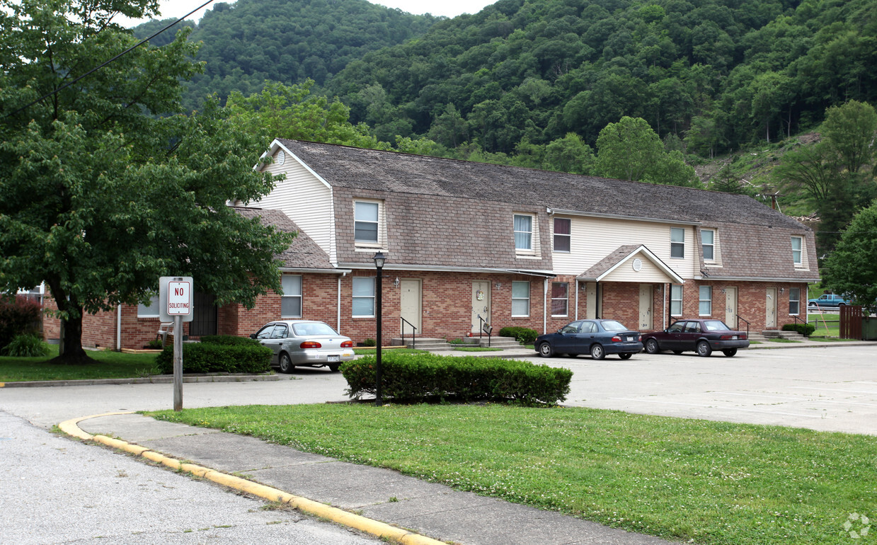 Primary Photo - Gertrude Apartments