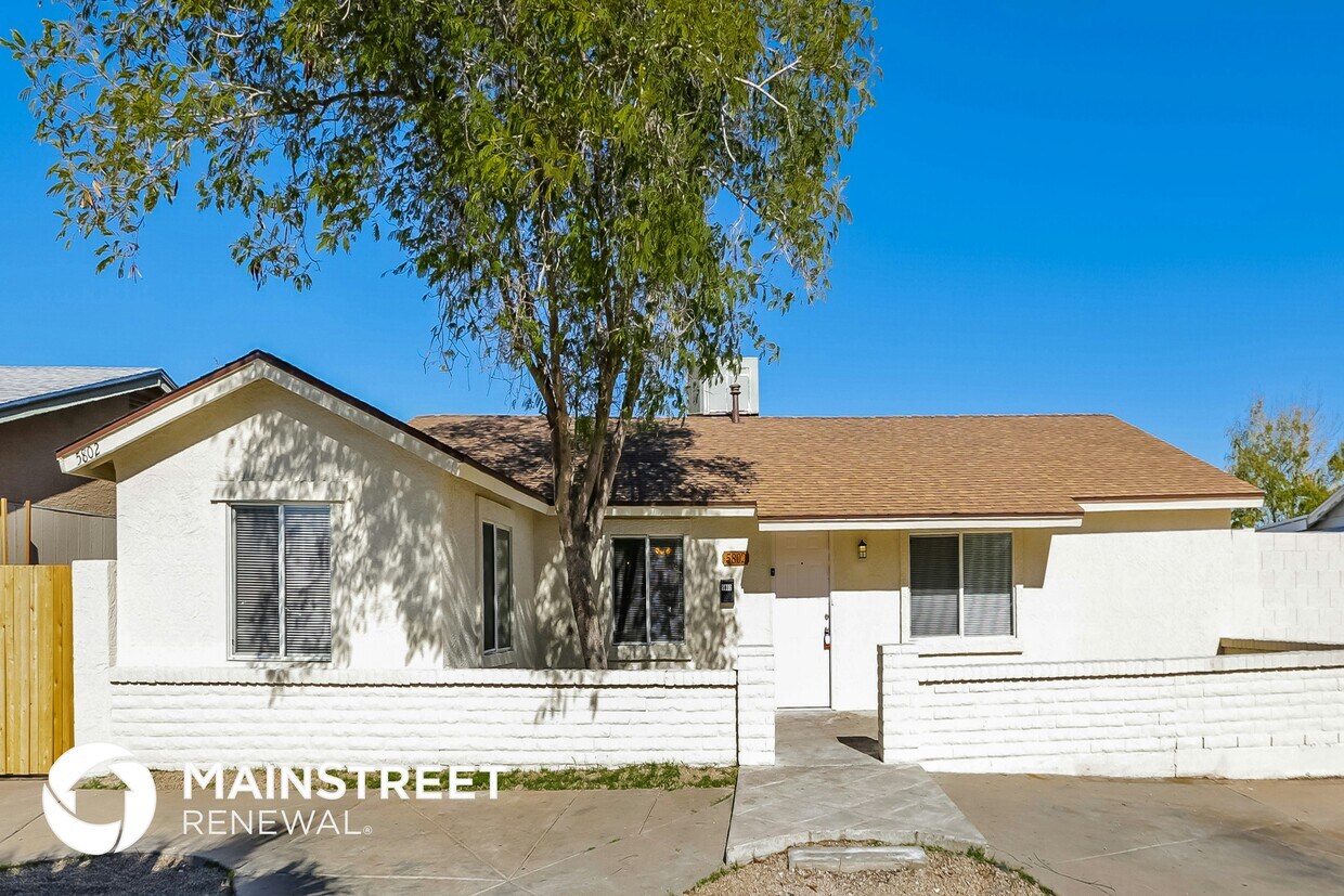 Foto principal - 5802 W Berkeley Rd