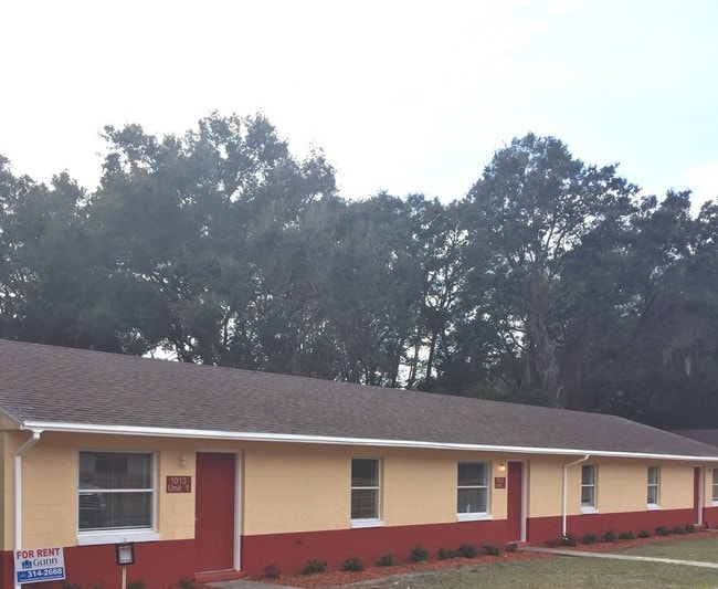  - 1013-1015 Beecher St