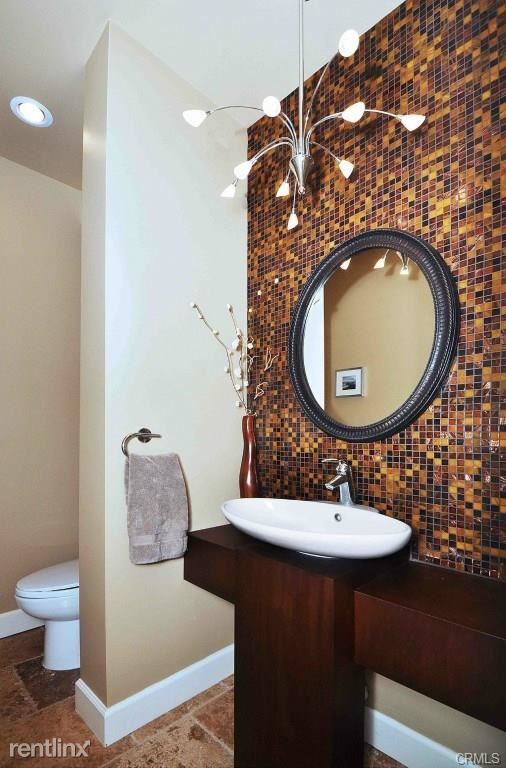 Foto del edificio - 5 br, 5.5 bath House - 207 S Redondo Ave