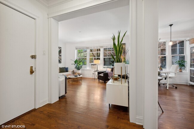 Foto del edificio - 2311 N Commonwealth Ave