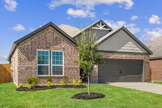 Building Photo - 428 Polly Grv Dr