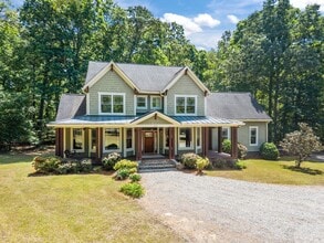 Building Photo - 2171 Briarwood Cir