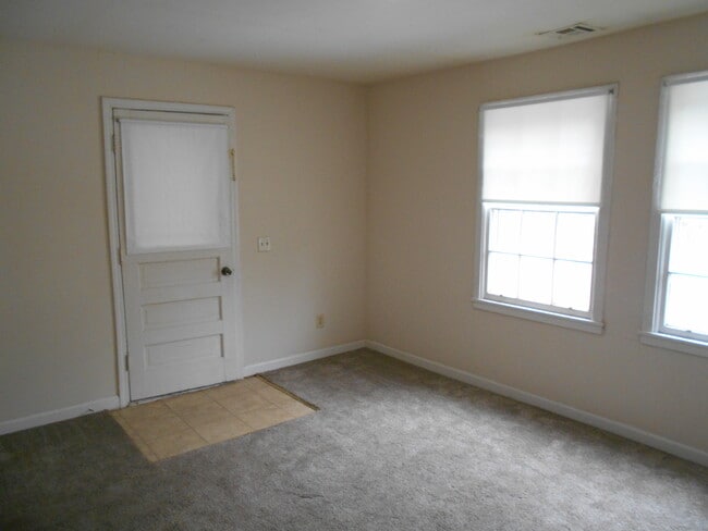 Foto del edificio - 4405 E Bayley St