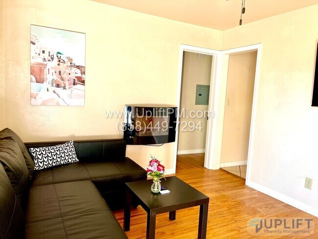 Foto del edificio - 4122 Gamma St