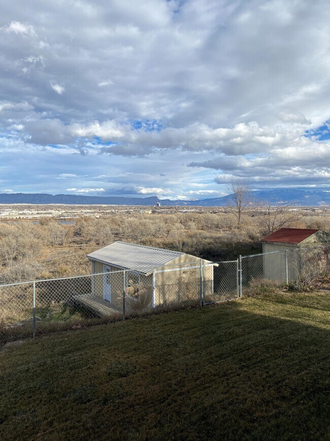 Foto del edificio - 510 Riverview Dr