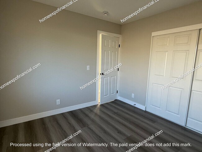 Foto del edificio - 13920 Sierra Mesa Cir