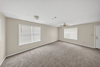 Building Photo - 1469 Green St