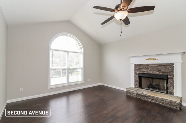 Building Photo - 453 Bethany Woods Dr