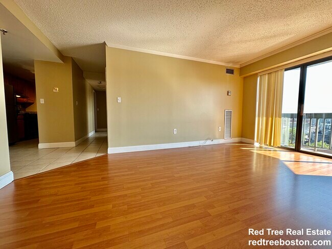 Photo - 15 N Beacon St Apartment