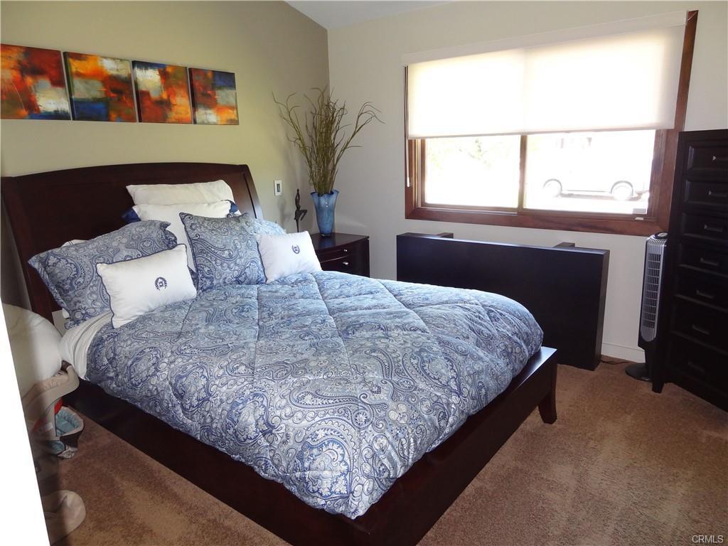 Foto principal - 5760 Ostin Ave