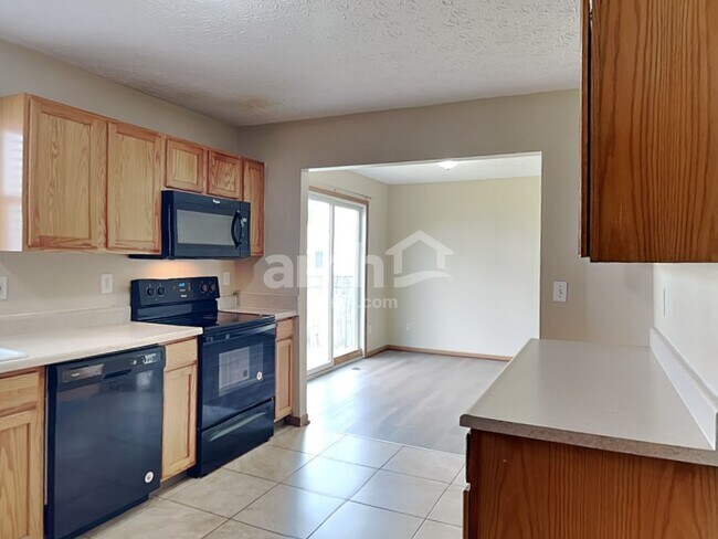 Building Photo - 3448 Dristor Dr