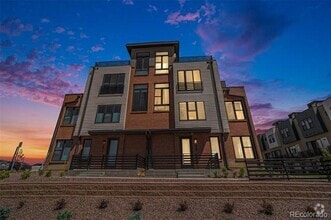 Building Photo - 2680 Westview Wy