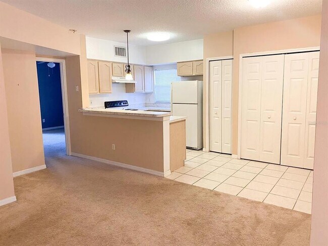 Foto del edificio - 2805 E Washington St