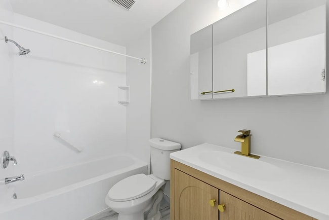 Building Photo - 111 Presidential Dr