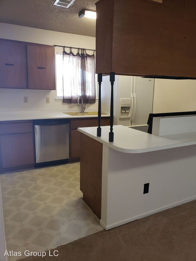 Foto del edificio - 3 br, 2 bath House - 612 Mercury Ave