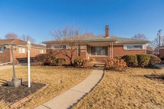 Building Photo - 21135 Virginia Ave