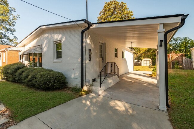 Photo - Charming Mid-Century Home with Covered Carport and Modern Updates