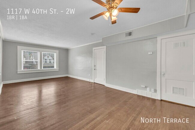 Foto del edificio - 1117 W 40th St
