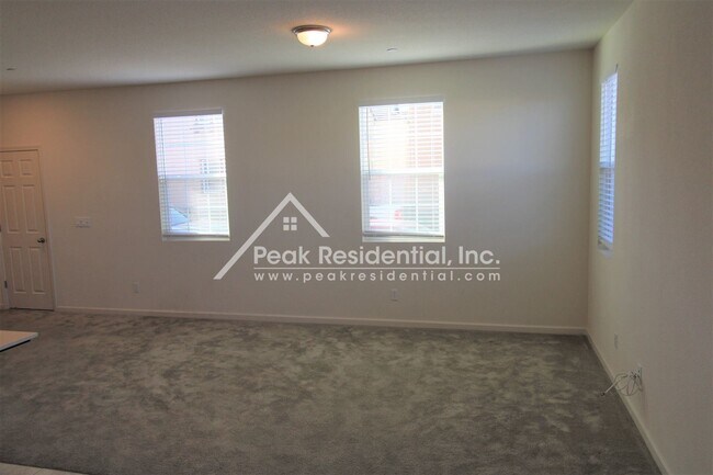 Building Photo - 3 br, 2.5 bath House - 8181 Kramer Ranch Way