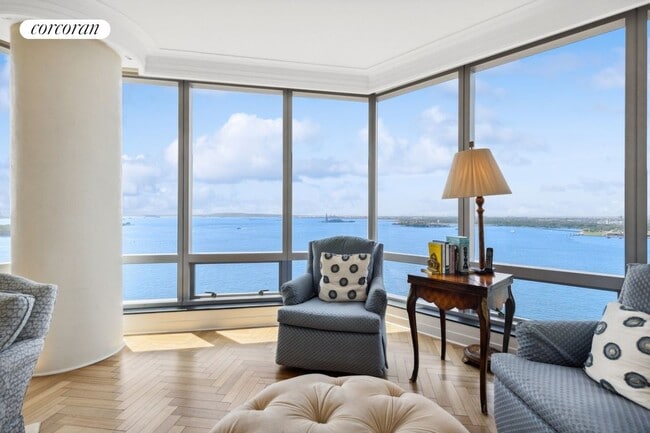 Building Photo - 10 West St