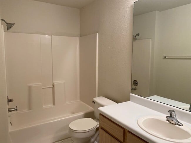 Foto del edificio - Cypress Fairways 2 Bedrooms 2 Bath