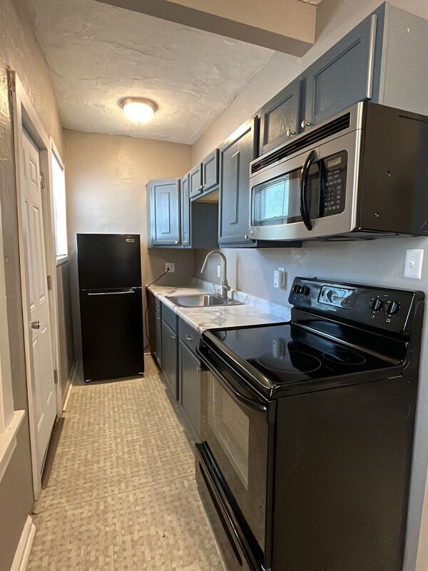 Building Photo - 730 N 25th St
