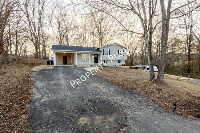 Foto del edificio - 2290 Malibu Dr SE