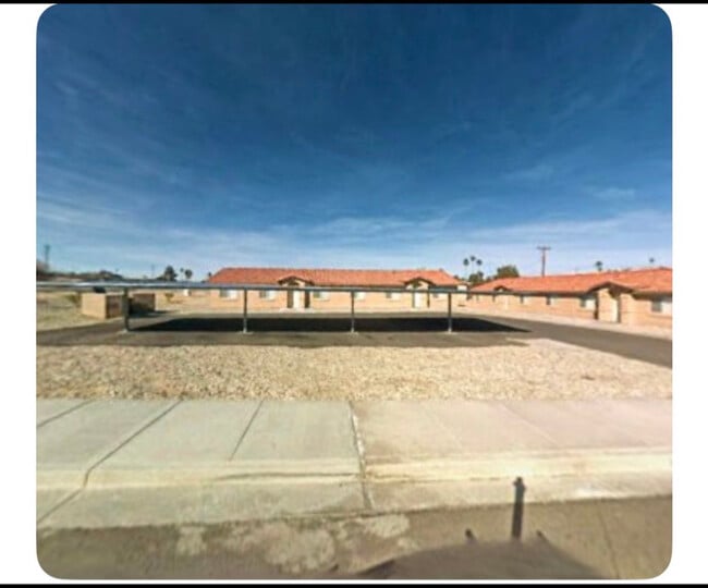 Building Photo - 73556 Sunnyslope Dr