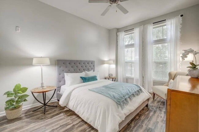 Foto del edificio - The Ivy Residences at Health Village Apartment Homes